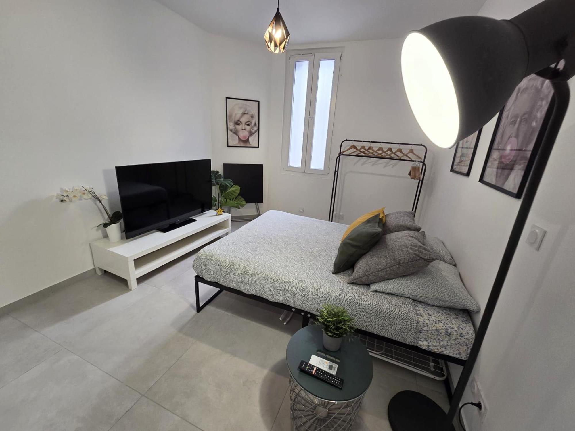 Gregbnb - Studio 22M2 - Climatise -10Min Gare - 1 Toulon Luaran gambar