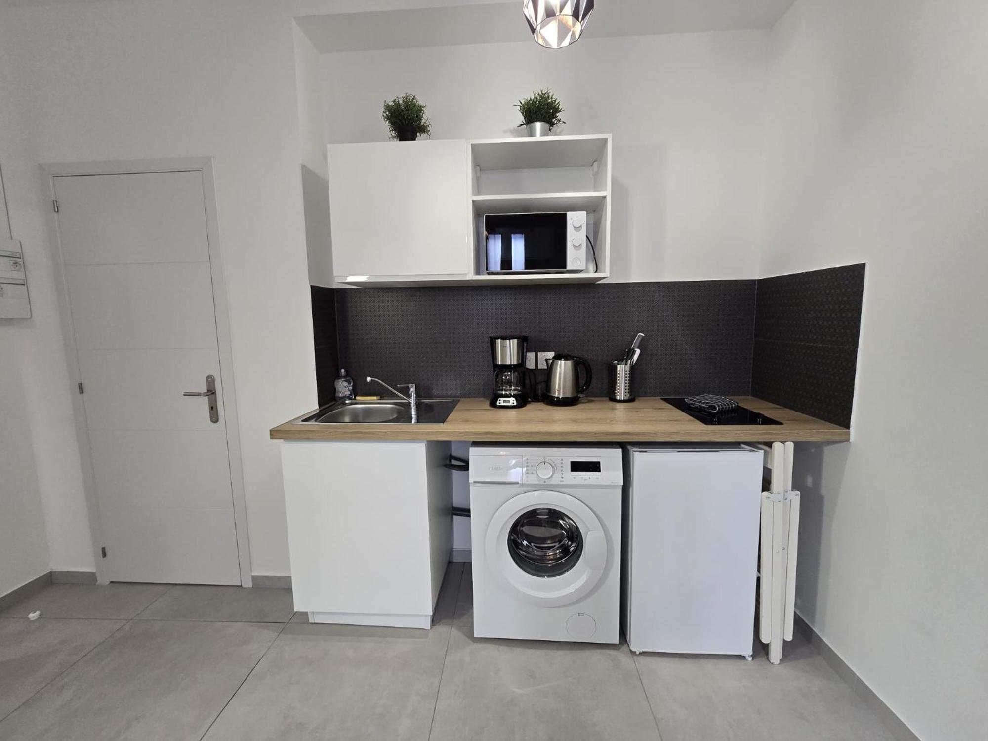 Gregbnb - Studio 22M2 - Climatise -10Min Gare - 1 Toulon Luaran gambar