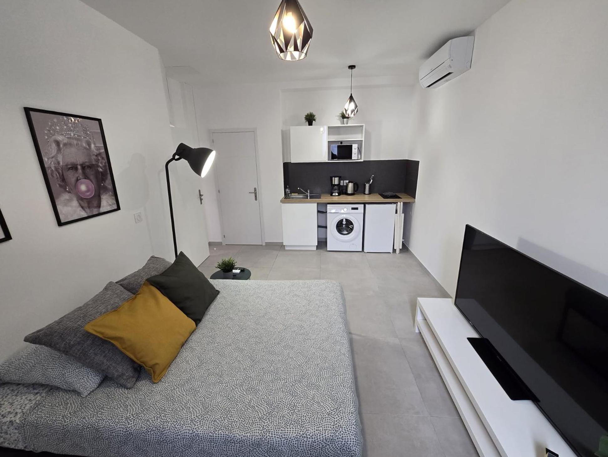 Gregbnb - Studio 22M2 - Climatise -10Min Gare - 1 Toulon Luaran gambar